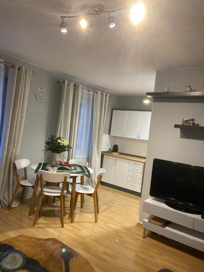 Apartament Deluxe イェレニャ・グーラ エクステリア 写真