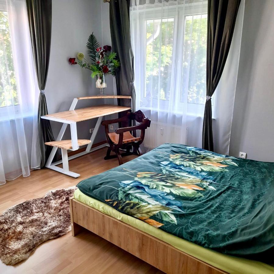 Apartament Deluxe イェレニャ・グーラ エクステリア 写真